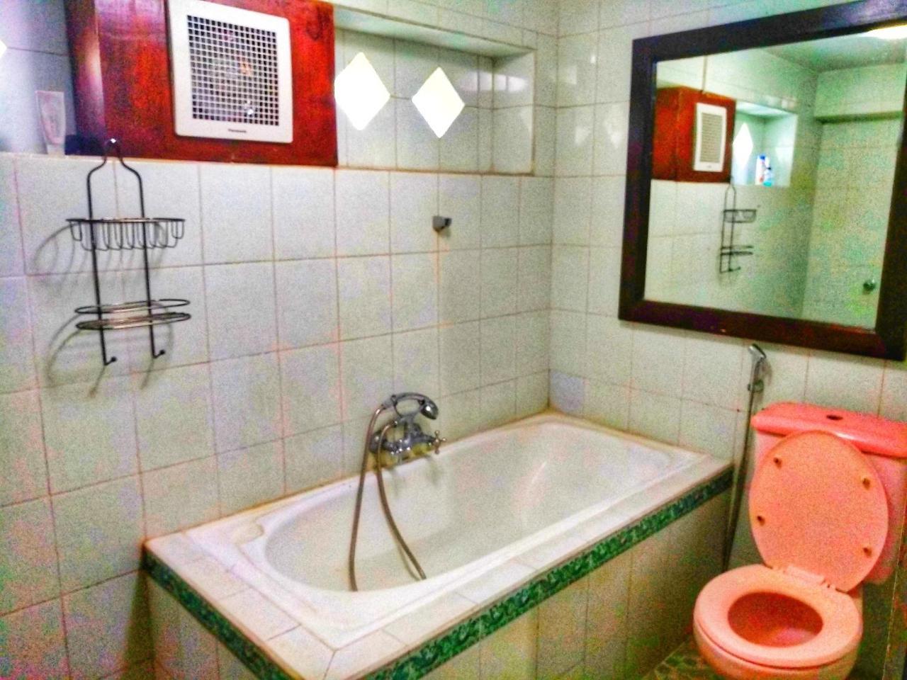 Bunk'D Backpackers Villa 金巴兰 外观 照片