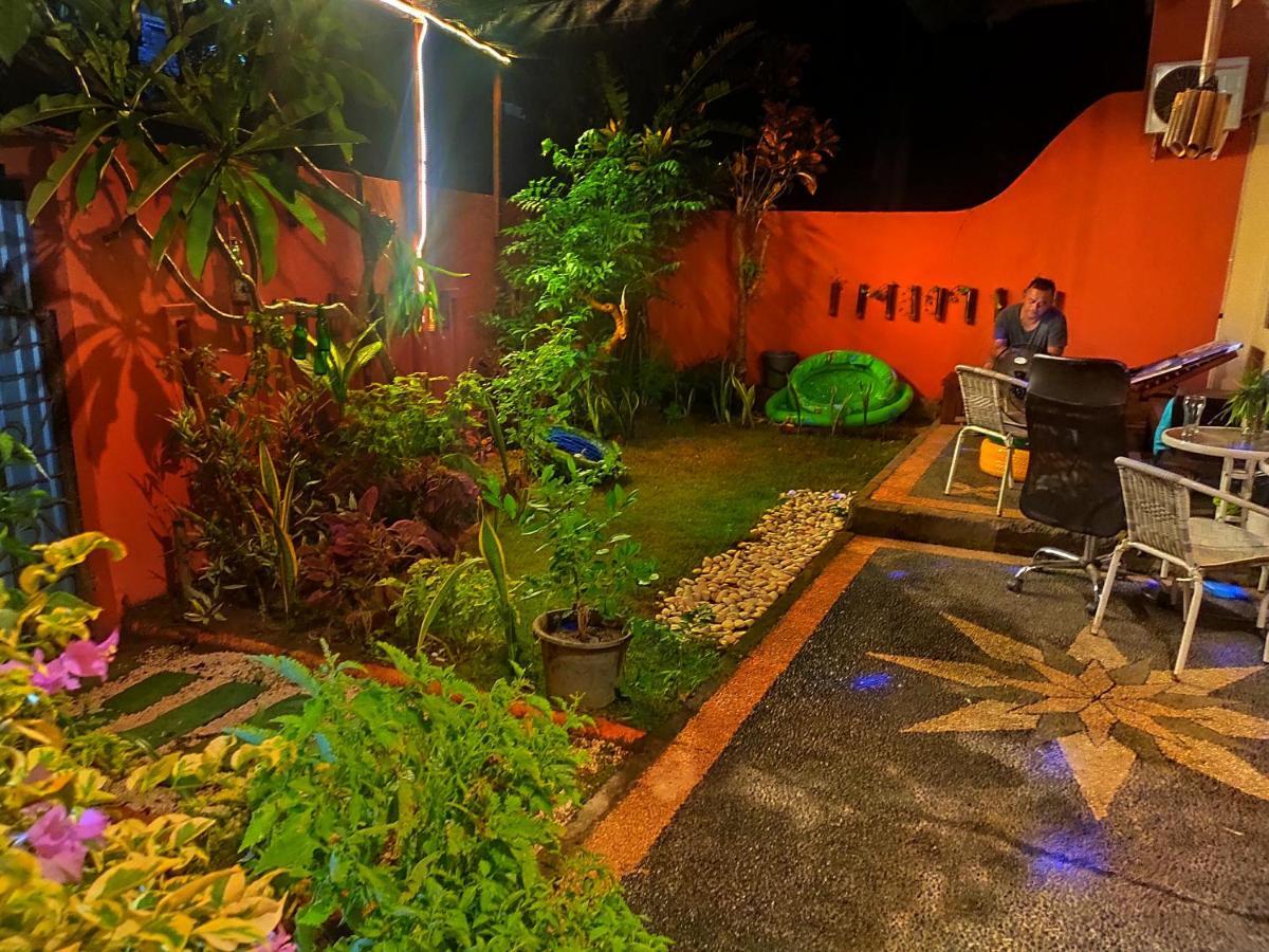 Bunk'D Backpackers Villa 金巴兰 外观 照片